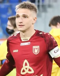 Илья Самошников